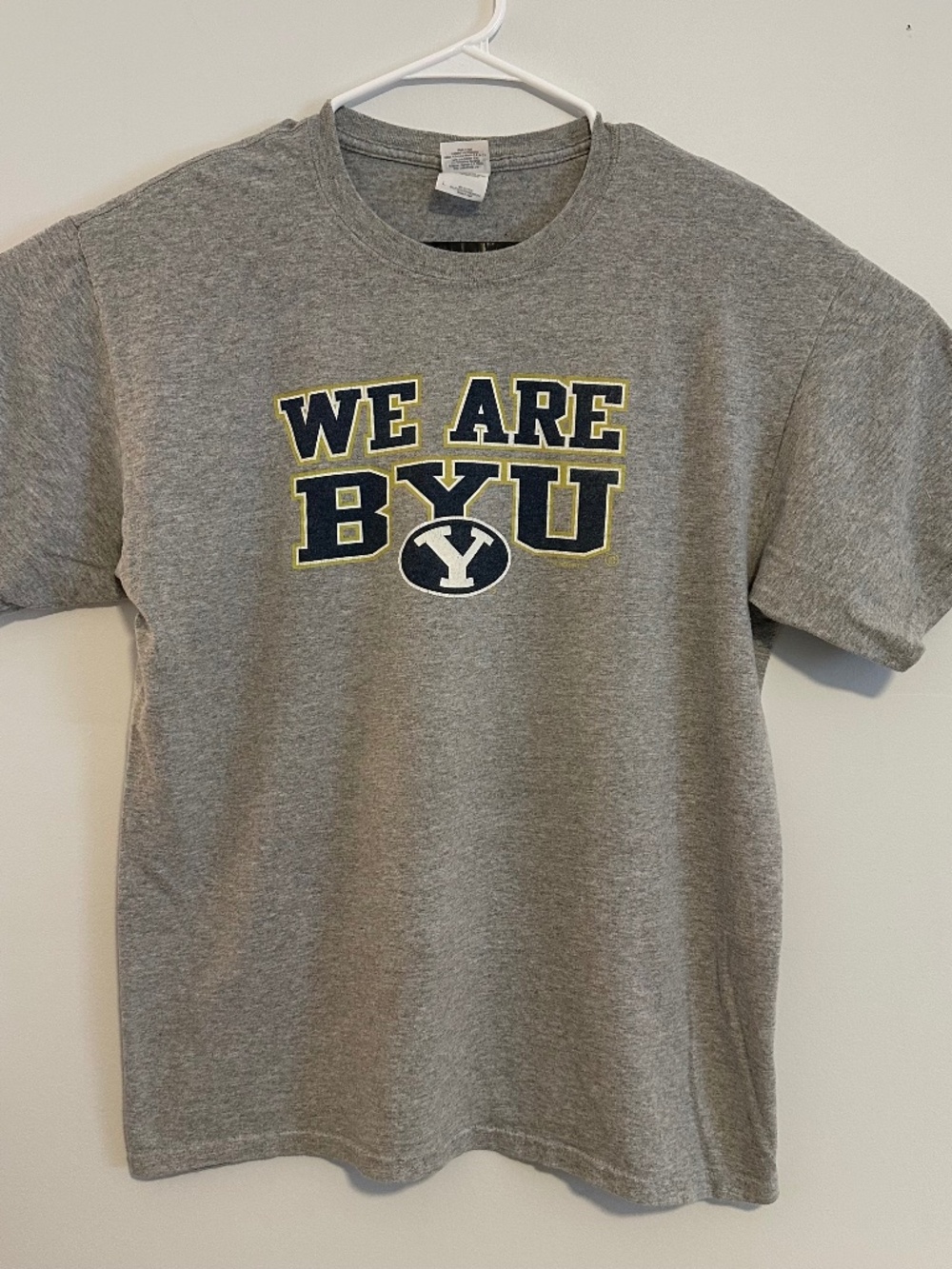 BYU Cougars We Are BYU T-Shirt Heather Gray L Brigham Young Y Logo Graphic Tee